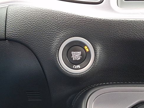 Used 2023 Dodge Challenger SXT w/ Blacktop Package image 27