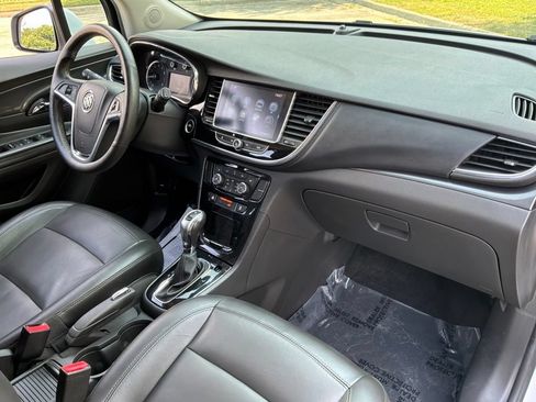 Used 2018 Buick Encore Essence w/ Experience Buick Package AWD/4WD image 45