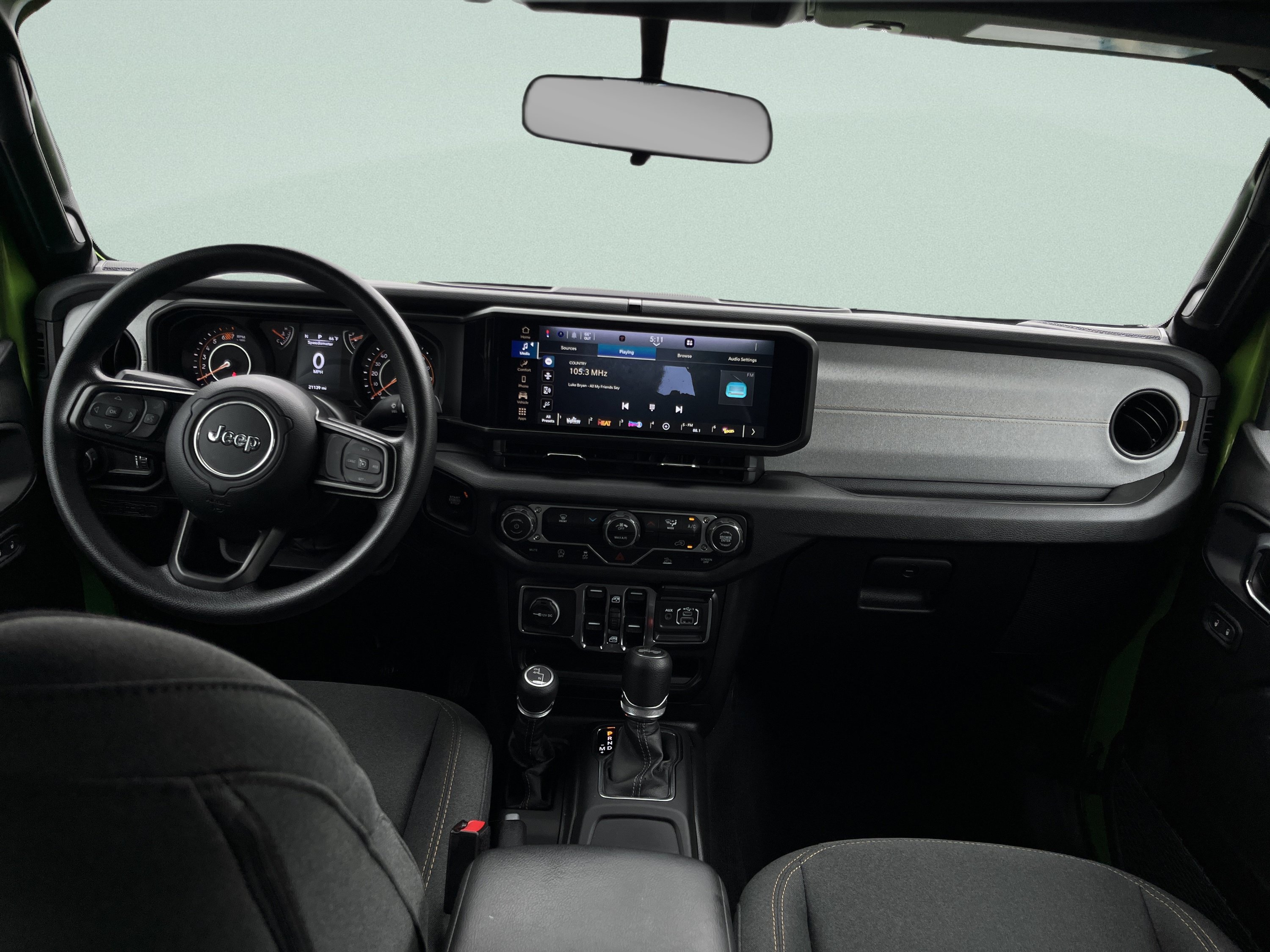 Used 2025 Jeep Wrangler Unlimited Sport AWD/4WD image 25