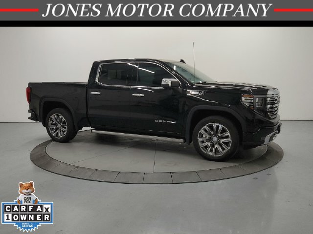 Used 2023 GMC Sierra 1500 Denali w/ Denali Reserve Package AWD/4WD image 1