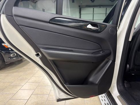 Used 2016 Mercedes-Benz GLE 350 4MATIC image 33