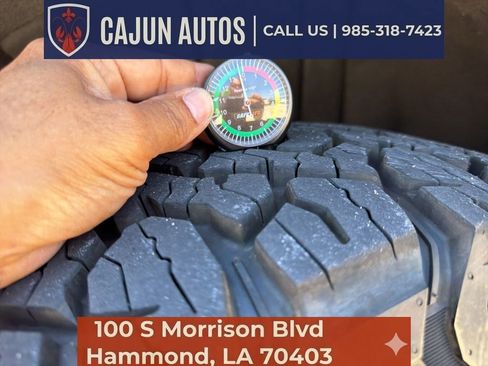 Used 2018 Chevrolet Silverado 1500 LT w/ All Star Edition AWD/4WD image 27