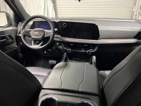 Used 2025 Chevrolet Tahoe LT image 18