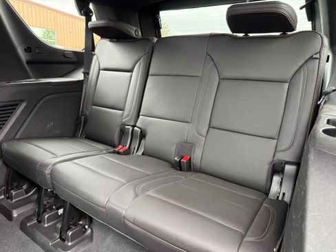 Used 2021 Chevrolet Tahoe High Country w/ Premium Package AWD/4WD image 23