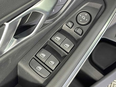 New 2026 BMW 330i Sedan w/ M Sport Package image 17