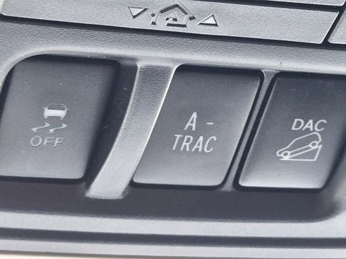 Used 2016 Toyota 4Runner SR5 Premium AWD/4WD image 15