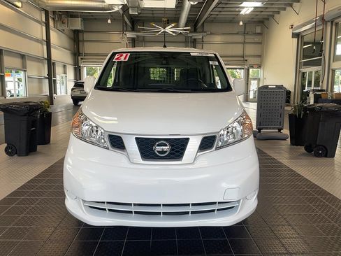Used 2021 Nissan NV200 SV w/ Sliding Door Glass Package image 3