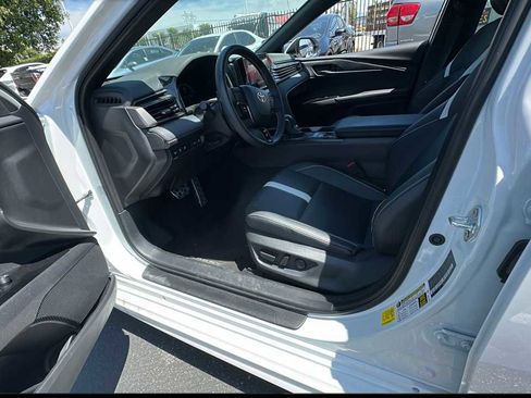 Certified 2025 Toyota Camry SE FWD image 6