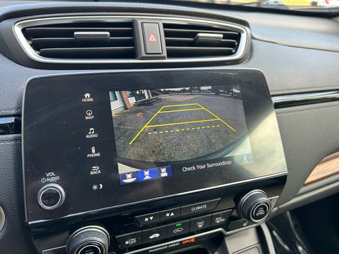 Used 2017 Honda CR-V Touring image 16