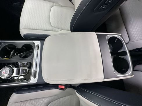 New 2026 Kia Carnival SX Prestige image 24