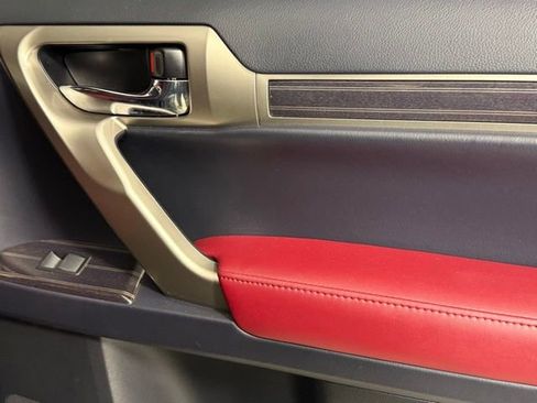 Used 2021 Lexus GX 460 Premium w/ Premium Package image 26