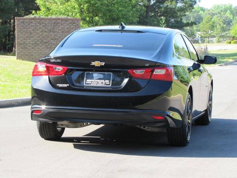 Used 2023 Chevrolet Malibu LT image 11