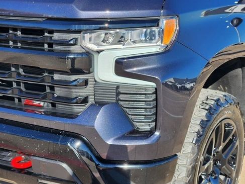 Used 2024 Chevrolet Silverado 1500 LT Trail Boss w/ Convenience Package II image 17