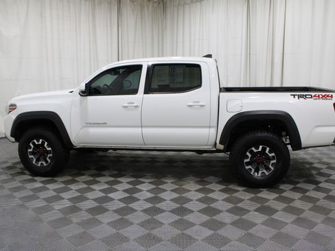 Used 2019 Toyota Tacoma TRD Off-Road image 35
