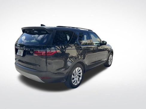 Used 2021 Land Rover Discovery S image 4