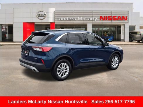 Used 2020 Ford Escape SE FWD image 3