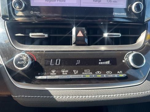Used 2022 Toyota Corolla SE FWD image 20