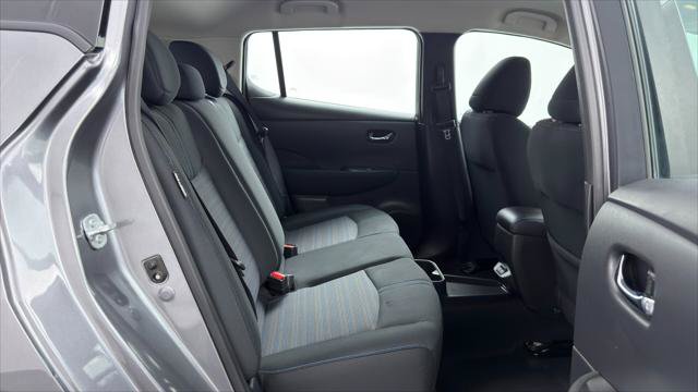 Used 2025 Nissan Leaf S FWD image 19
