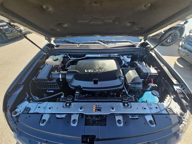 Used 2022 Chevrolet Colorado LT w/ Luxury Package RWD image 29