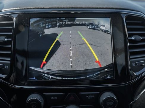 Used 2020 Jeep Grand Cherokee High Altitude image 29