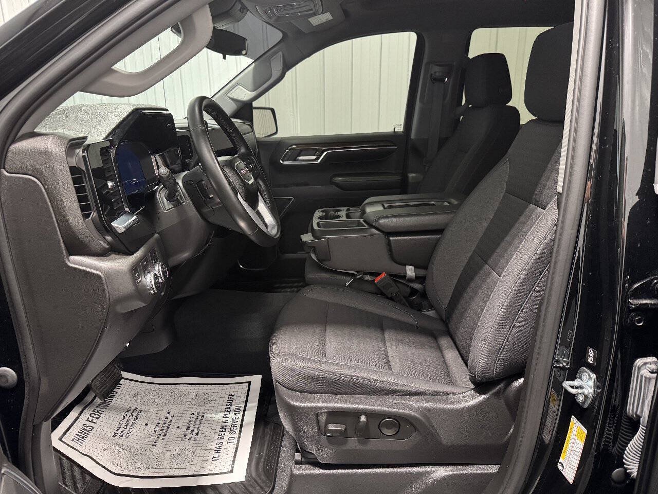 Used 2023 GMC Sierra 1500 Elevation AWD/4WD image 5