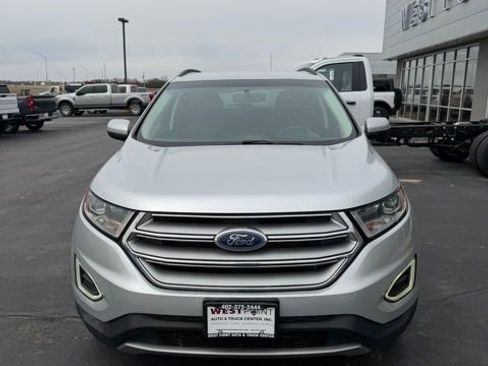Used 2015 Ford Edge SEL w/ Equipment Group 201A image 3