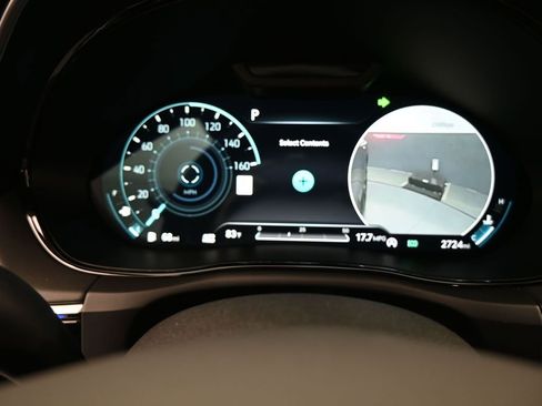 Used 2024 Genesis GV70 2.5T w/ Sport Prestige Package image 37