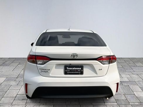 Used 2025 Toyota Corolla LE image 6