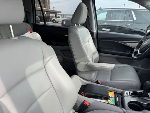 Used 2020 Honda Pilot EX-L image 4