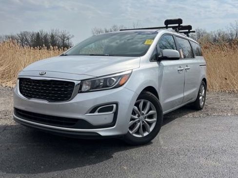 Used 2020 Kia Sedona EX image 1