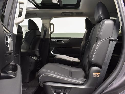 New 2026 INFINITI QX80 Luxe w/ Cargo Package image 29