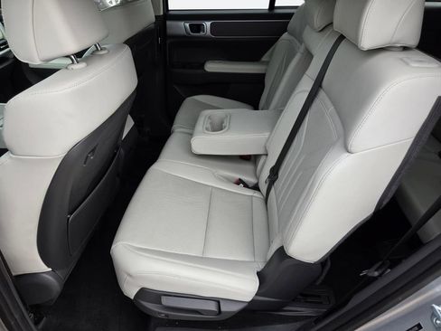 Used 2026 Hyundai Santa Fe SEL FWD image 34