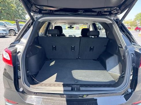 Used 2019 Chevrolet Equinox LT FWD image 25