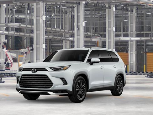 New 2026 Toyota Grand Highlander AWD Hybrid image 1