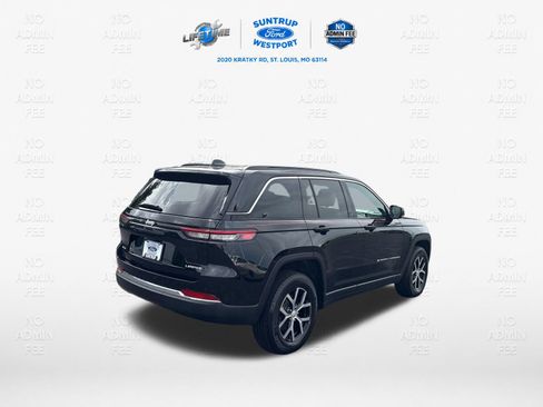 Used 2025 Jeep Grand Cherokee Limited AWD/4WD image 16