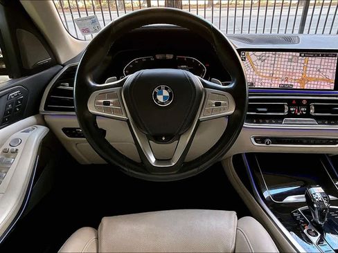 Used 2019 BMW X7 xDrive50i w/ Premium Package image 6