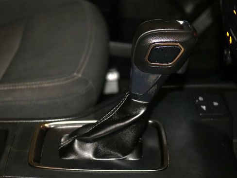 Used 2019 Ford Ranger XL w/ Equipment Group 101A Mid RWD image 31
