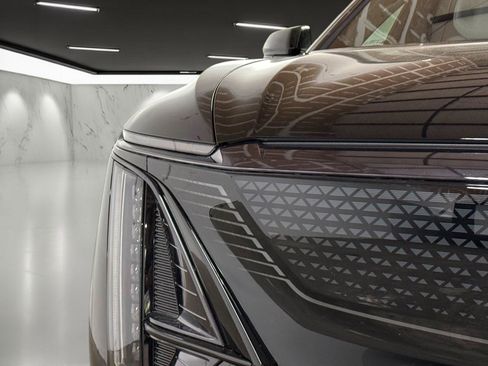 New 2026 Cadillac Lyriq Premium Sport AWD/4WD image 20