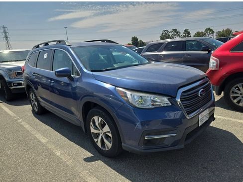 Used 2020 Subaru Ascent Premium w/ Convenience Package AWD/4WD image 3