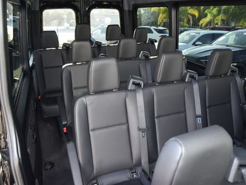 Used 2024 Mercedes-Benz Sprinter 2500 image 15