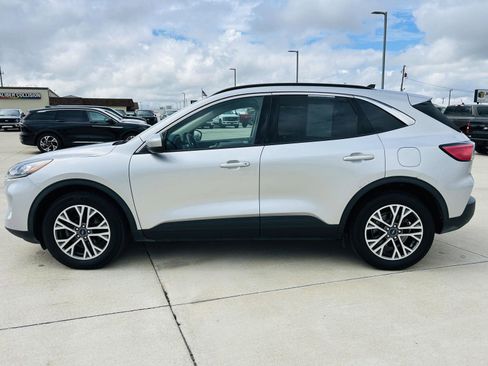 Used 2020 Ford Escape SEL AWD/4WD image 34