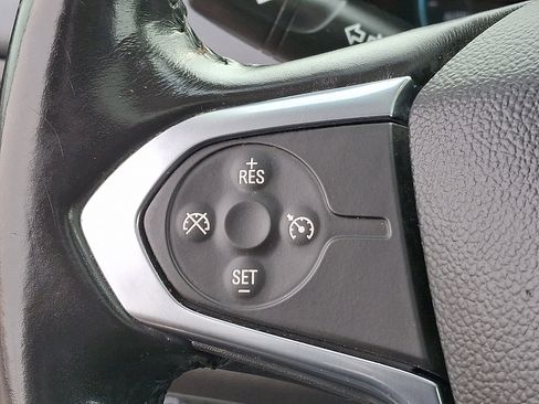 Used 2020 Chevrolet Traverse LT w/ LT Premium Package image 23