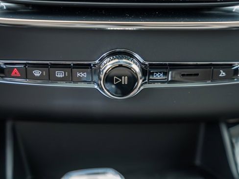 New 2026 Volvo XC90 B6 Plus image 23