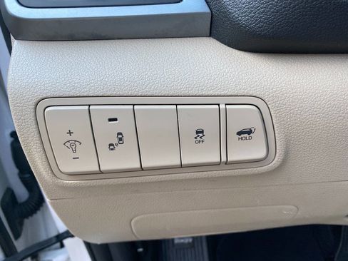 Used 2017 Hyundai Tucson Sport w/ Cargo Package image 19