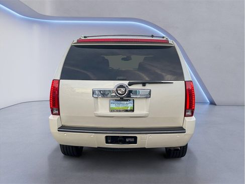 Used 2008 Cadillac Escalade 2WD image 5