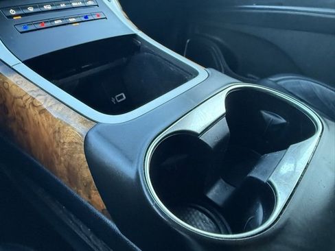 Used 2016 Lincoln MKX Reserve w/ Climate Package image 25