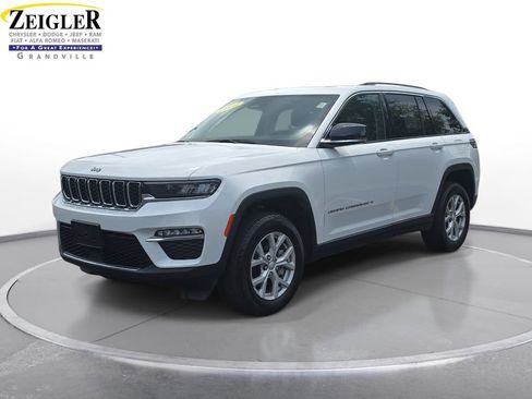 Certified 2023 Jeep Grand Cherokee Limited AWD/4WD image 1