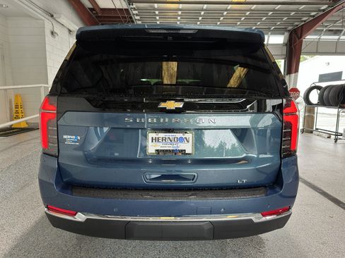 New 2026 Chevrolet Suburban LT w/ Comfort Package image 30