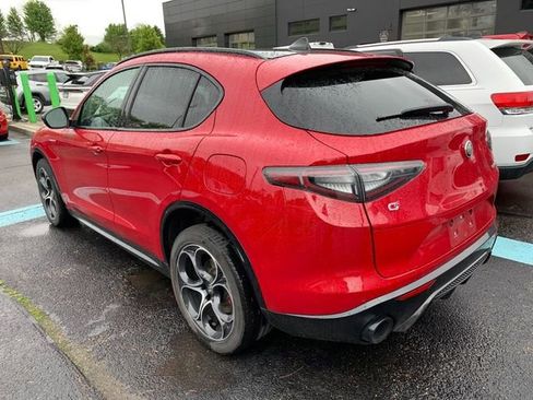 Used 2024 Alfa Romeo Stelvio Veloce AWD/4WD image 4