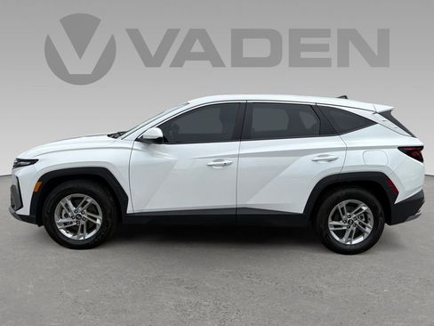 Used 2025 Hyundai Tucson SE FWD image 8